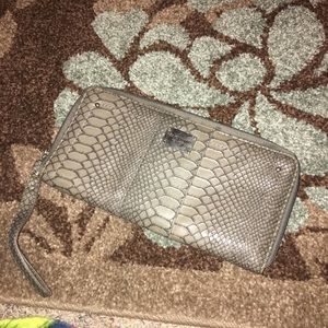 Like new large grey Relic wristlet/wallet!