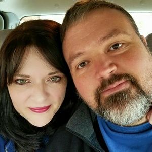 Meet your Posher, Carey