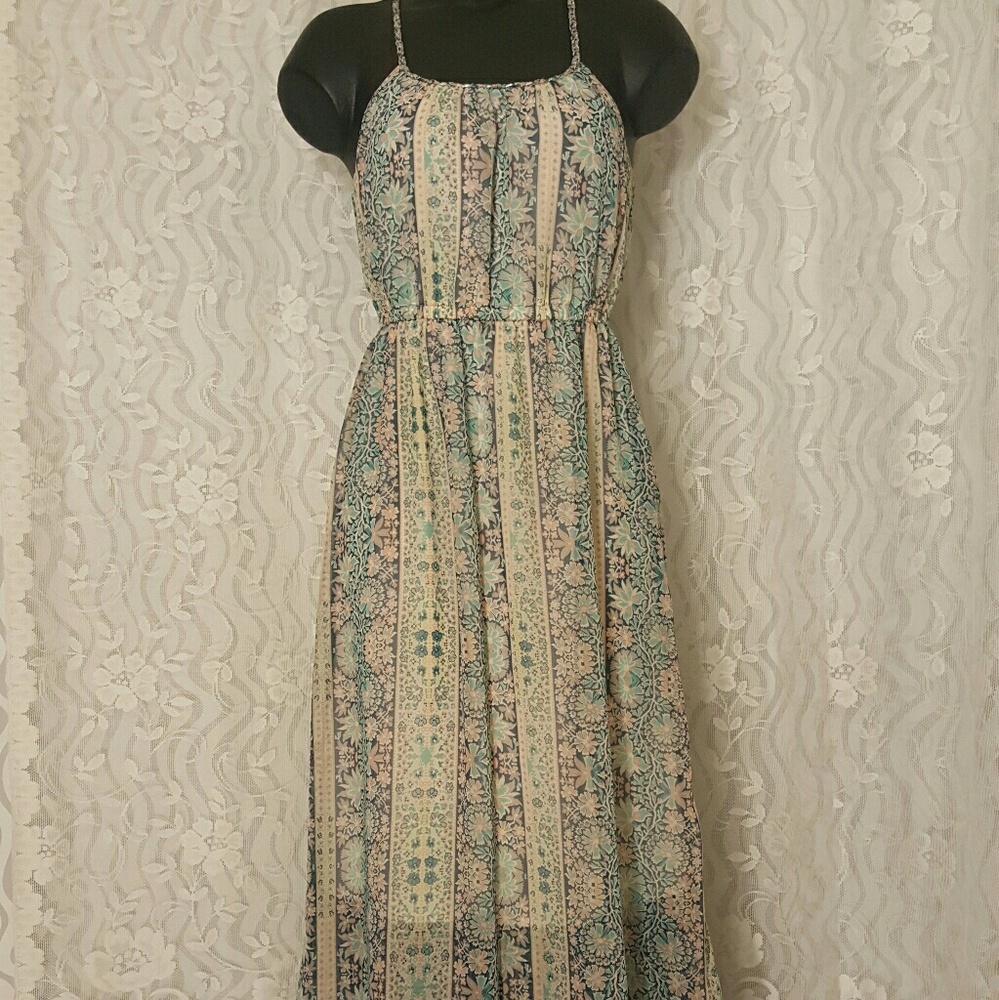American Eagle Outfitters Maxi Dress Size XS