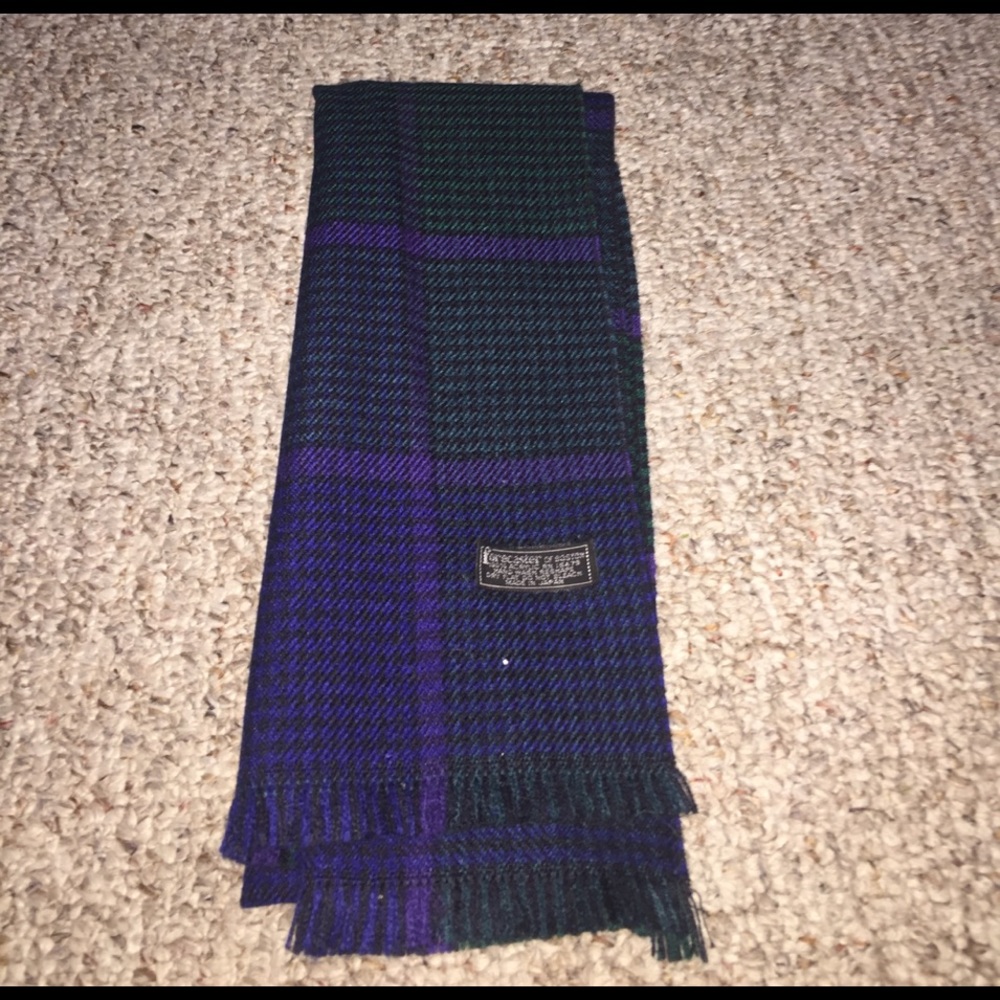 Forecaster plaid scarf
