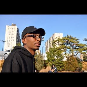 Meet your Posher, Cassim