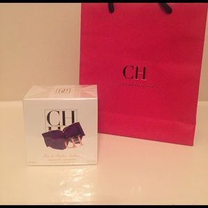 Carolina Herrera's perfume (Original)
