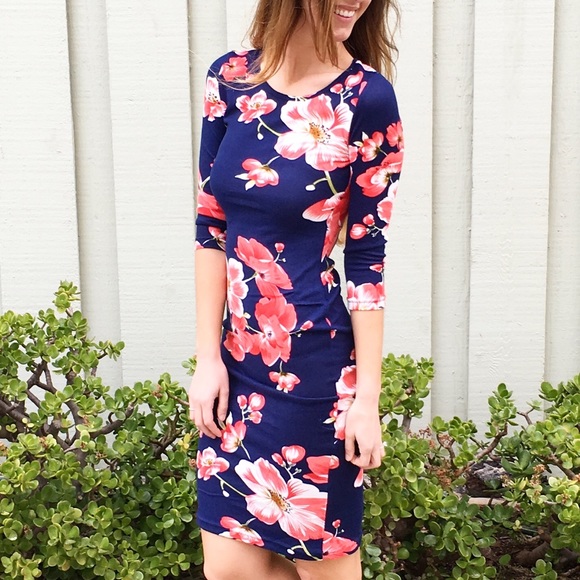 LAST ITEM bold pink floral midi dress - Picture 2 of 4