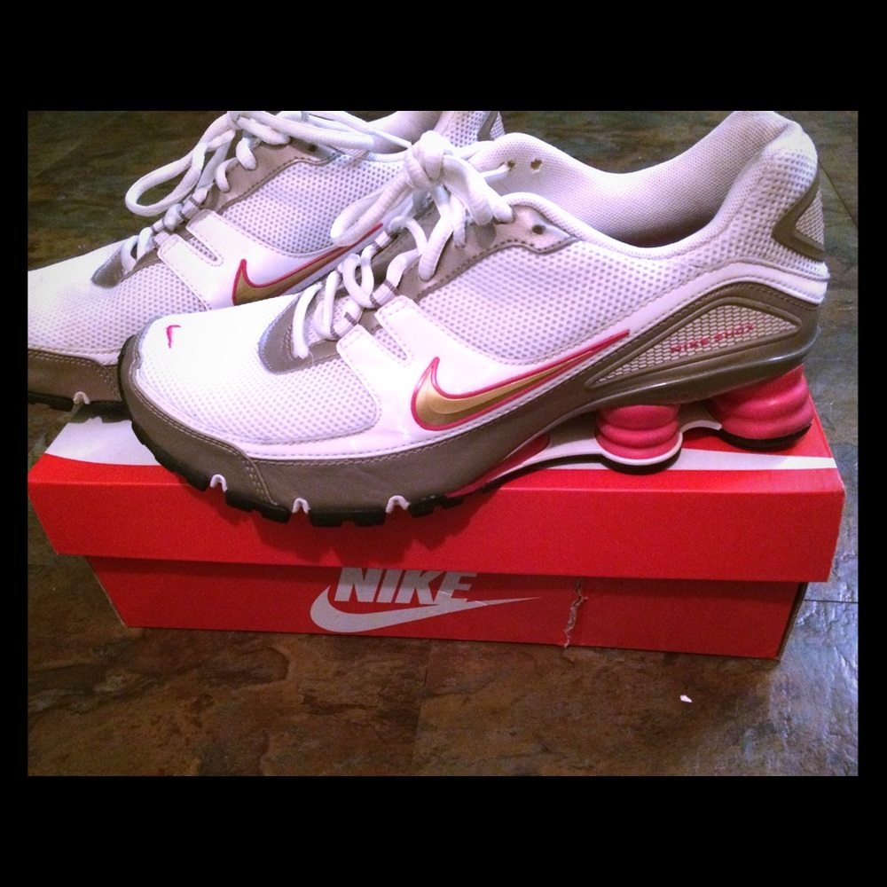 nike shox