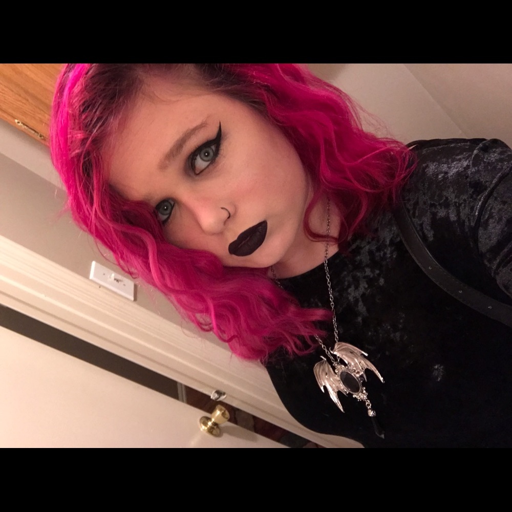 Meet your Posher, Raychel