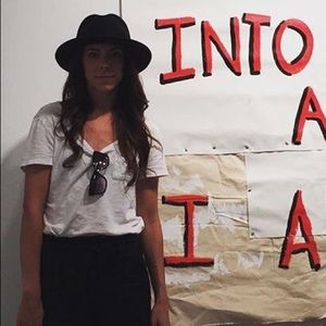 Meet your Posher, Christine