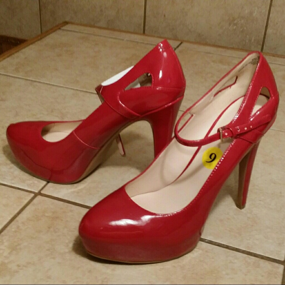Nine West size 9.  New never worn