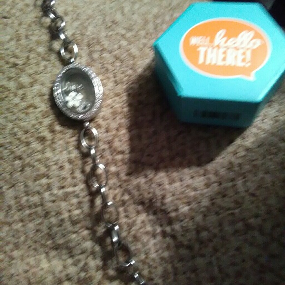 Origami bracelet will trade just ask. - Picture 2 of 3