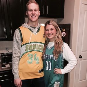 Meet your Posher, Taylor