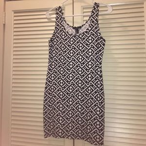 Black and white patterned dress!