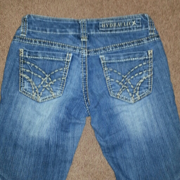 *SOLD*Hydraulic ankle length jeans - Picture 3 of 4