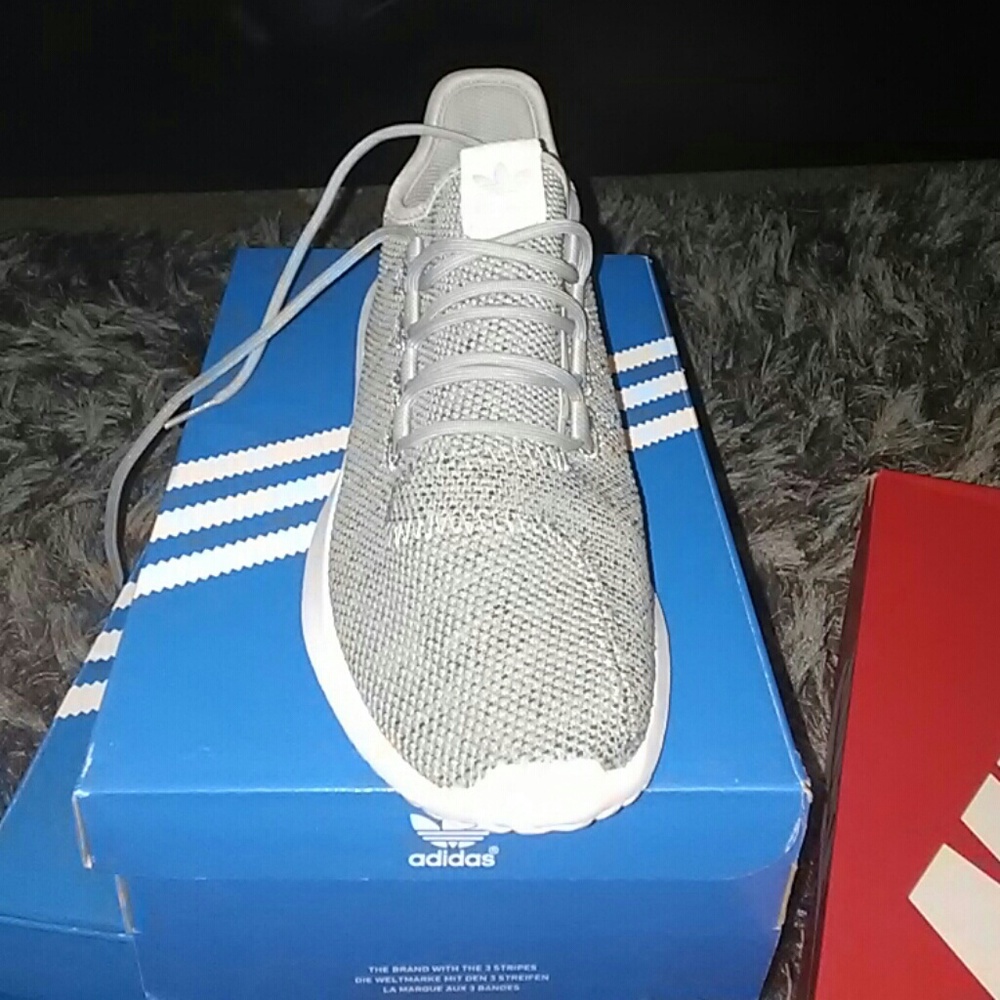 Addidas tubular shadow w