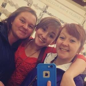 Meet your Posher, Tabitha