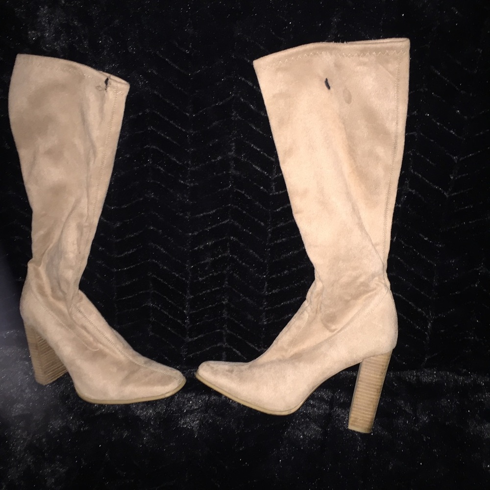 Knee High Creme Heeled Boots