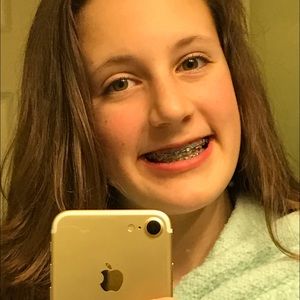 Meet your Posher, Nicole