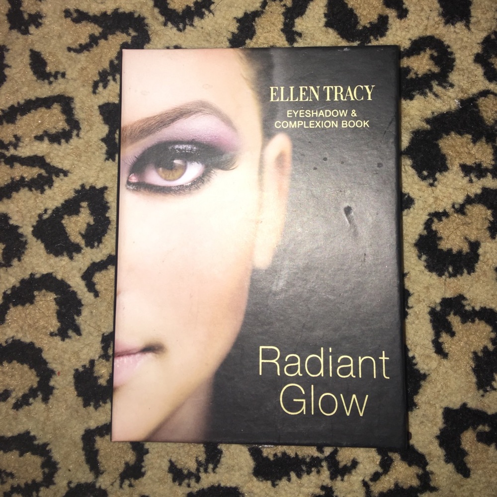 Eyeshadow radiant glow pallet