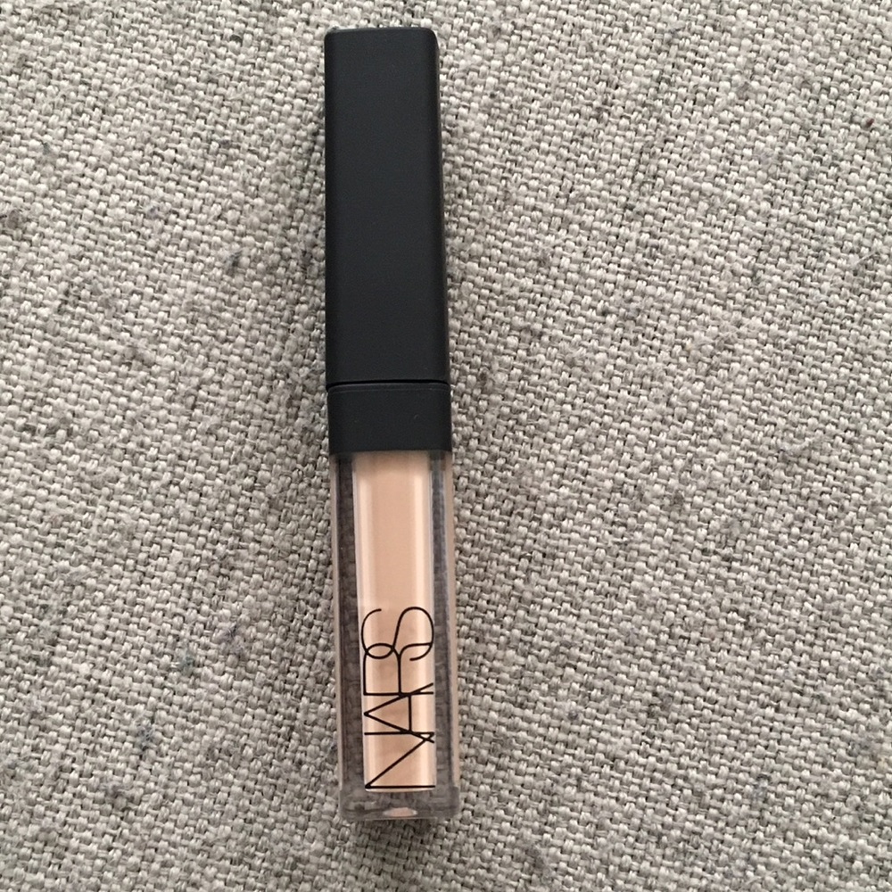 NARS Mini Radiant Creamy Concealer Custard