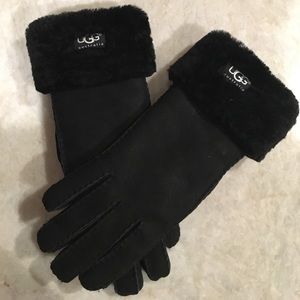 Ugg fur gloves