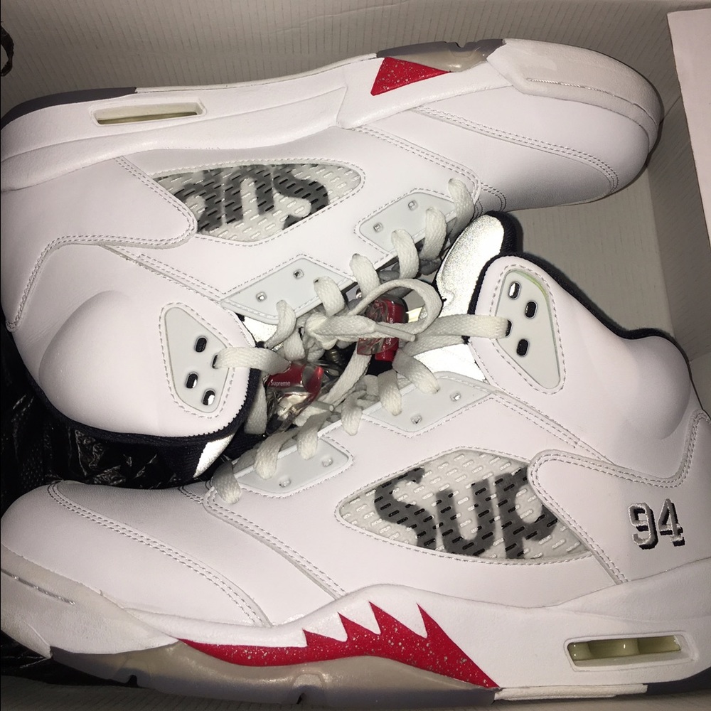 Supreme x Jordan 5 size 11.5