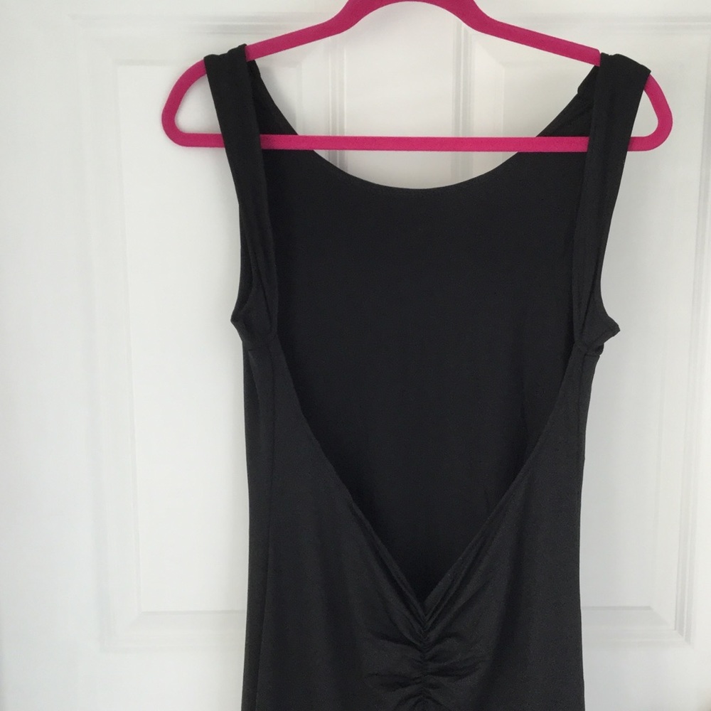 SLEEK 🌹SEXY DRESS - Picture 5 of 6