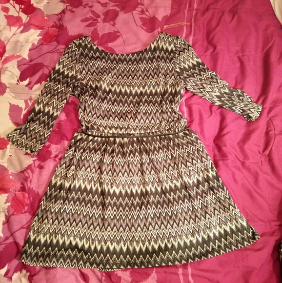 Over the knee chevron dress size L - Picture 2 of 3