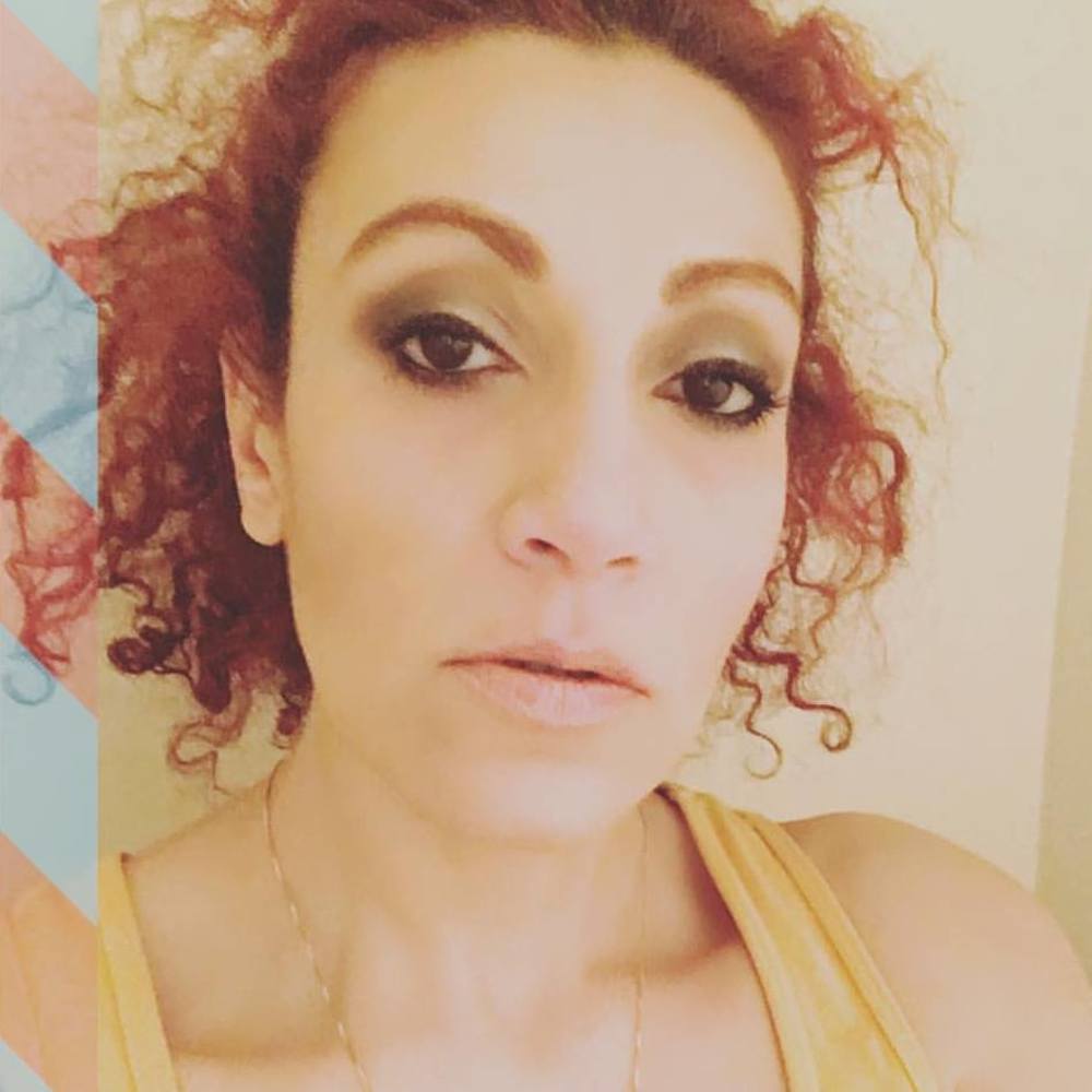 Meet your Posher, Dahlia