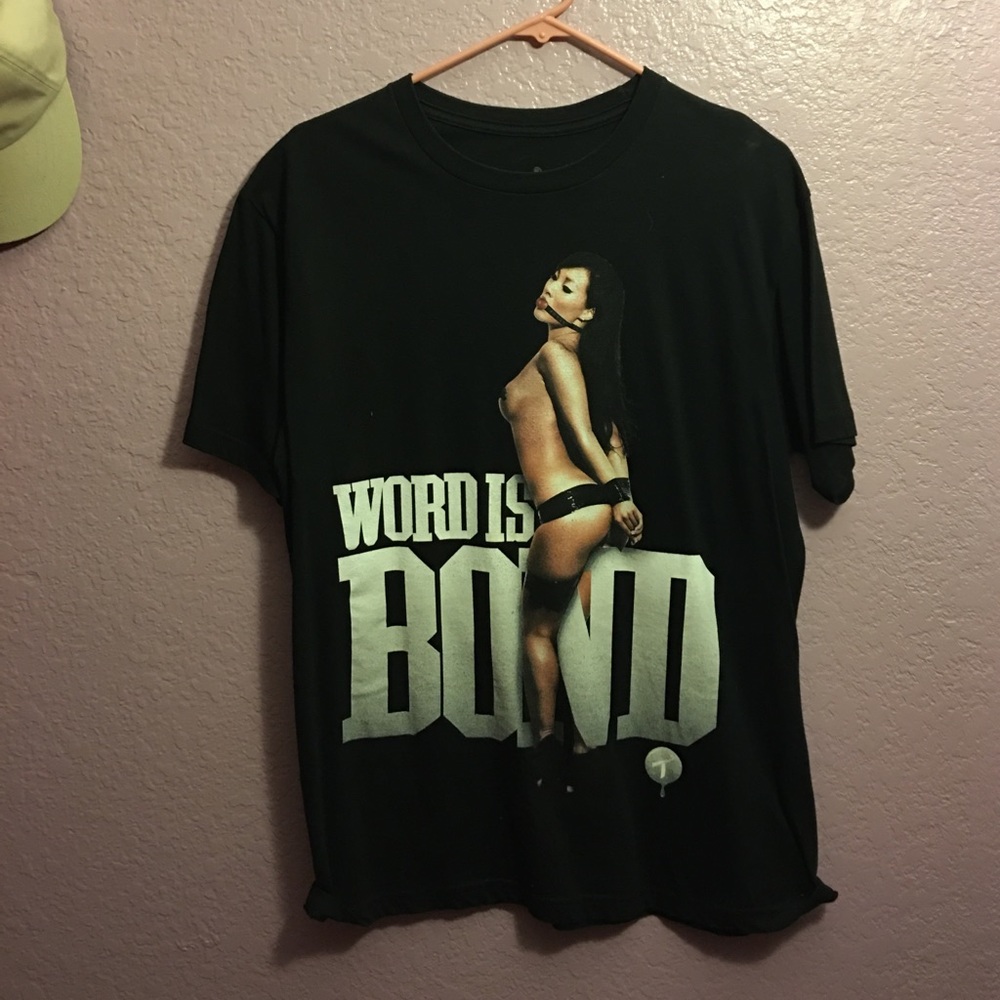 Graphic tshirt