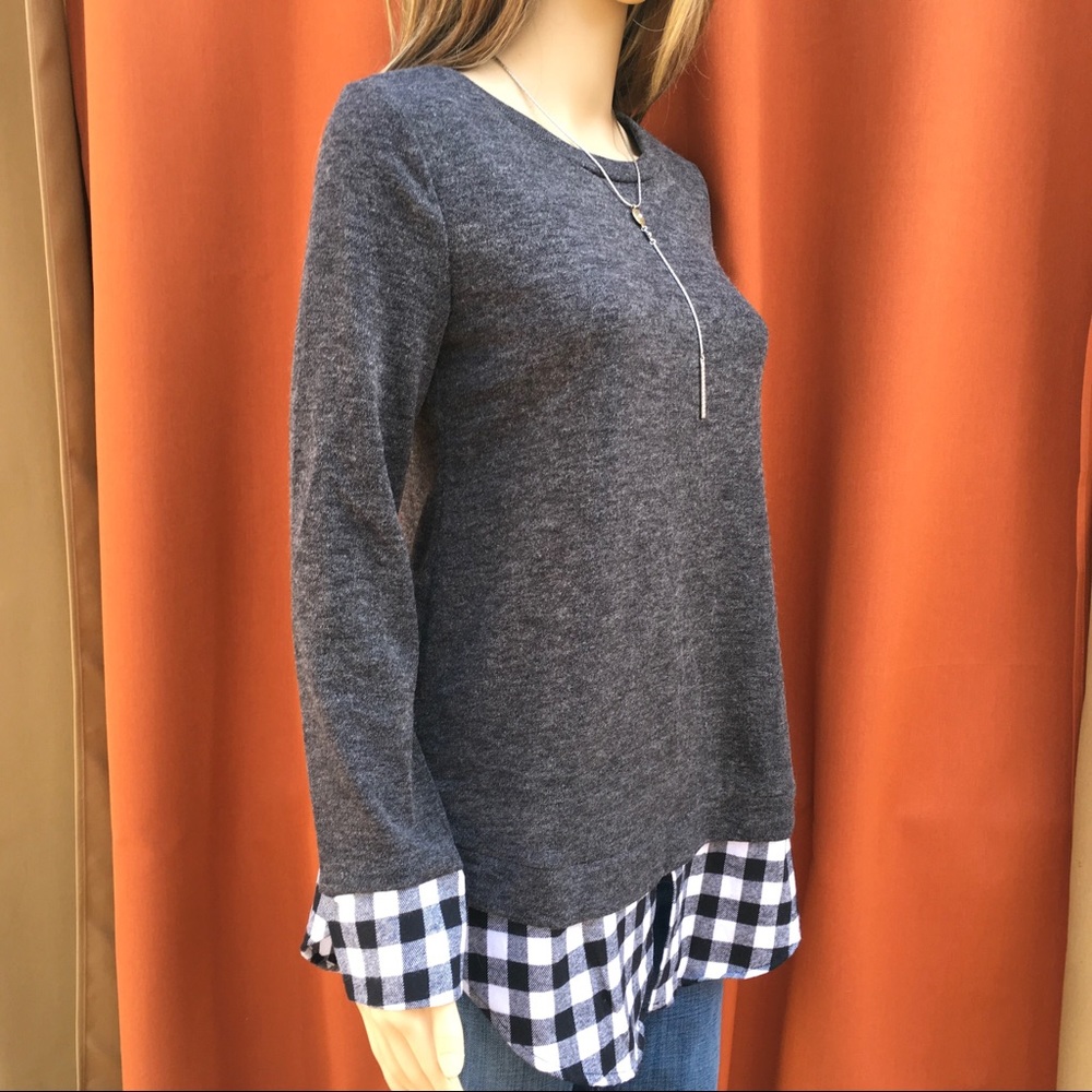 Checkmate Layered Tunic - Picture 3 of 6