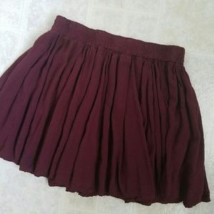 Brandy Melville maroon skirt
