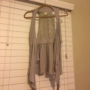 Daytrip gray lace vest
