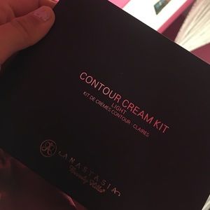 Anastasia contour cream kit in light