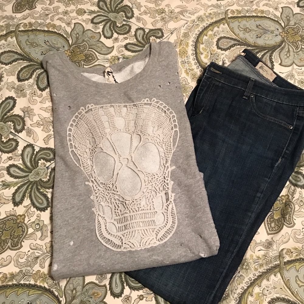 Seven crochet skull shirt 22/24