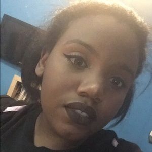 Meet your Posher, Kailah