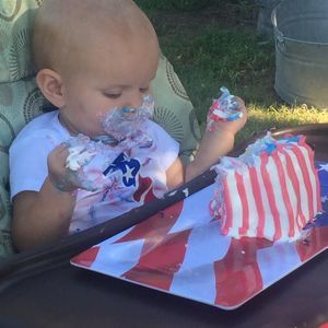 Meet your Posher, Valerie