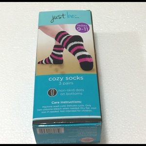 Ladies just be cozy socks