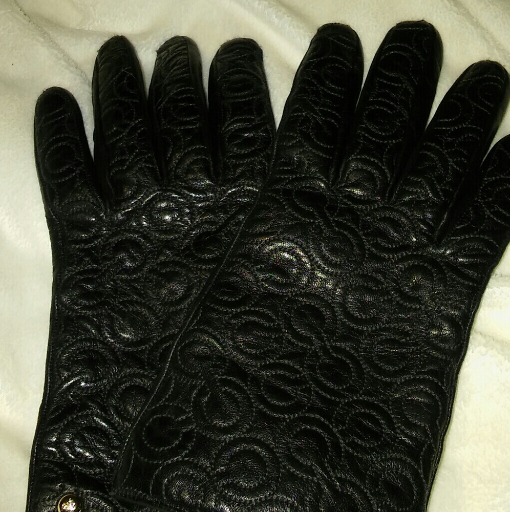 MOVING SALE!! Coach gloves