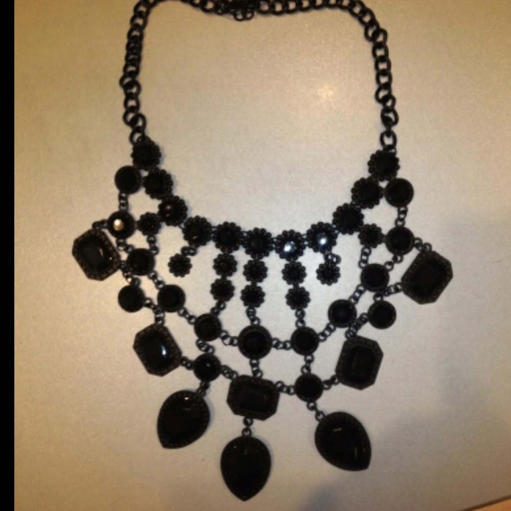 New Black Bib Statement Necklace Beautiful