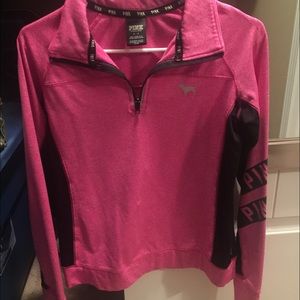 ❌SOLD❗️Victoria Secret quarter zip up