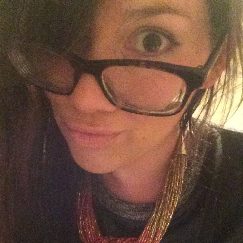 Meet your Posher, Jenn