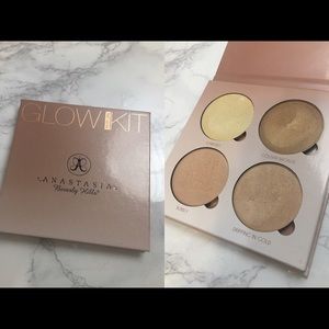 Anastasia Glow Kit
