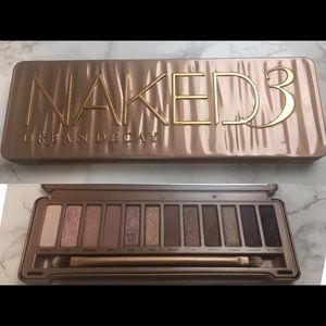 Naked 3 Eyeshadow Palette