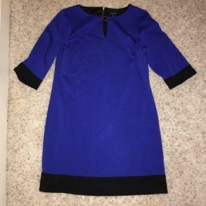 Tahari colorblock shift dress