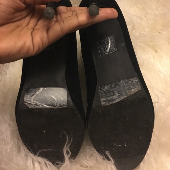 Black suede booties - Picture 5 of 8