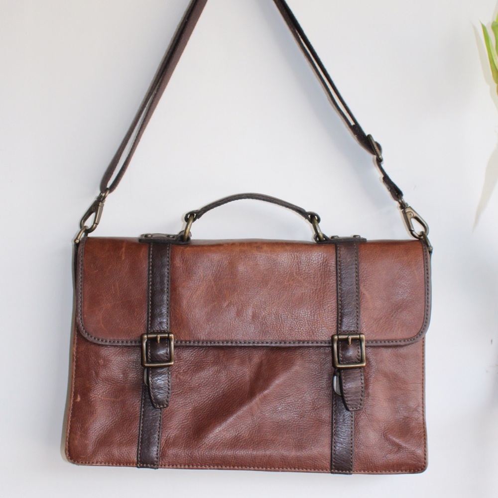 Brown fossil laptop messenger bag