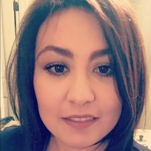 Meet your Posher, Mariela