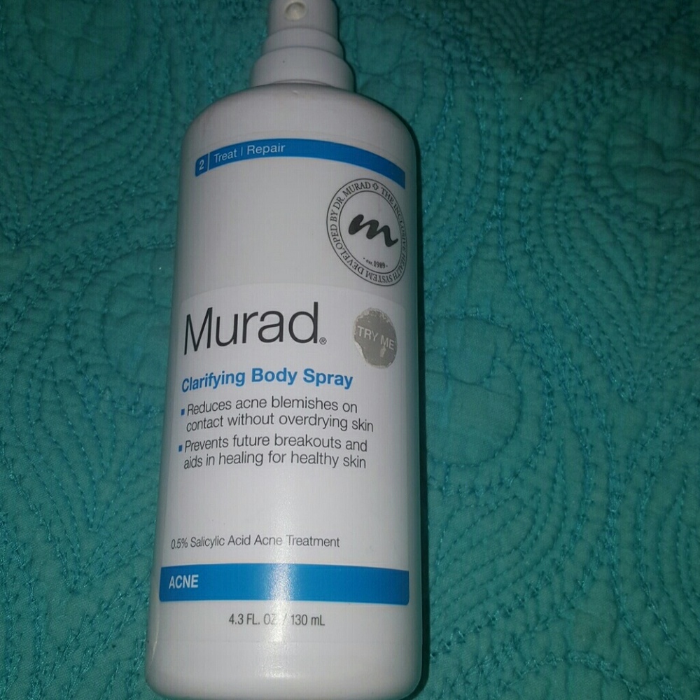 Murad clarifying body spray