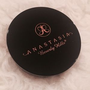 Anastasia Beverly Hills So Hollywood Illuminator