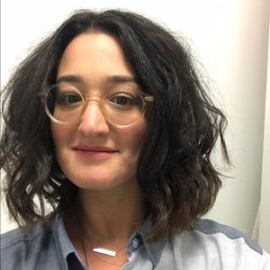 Meet your Posher, Shoshana