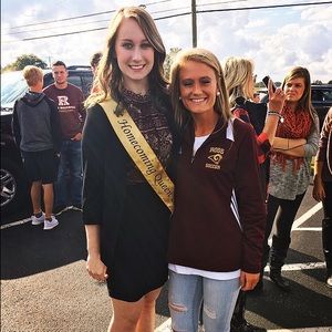 Meet your Posher, Becky