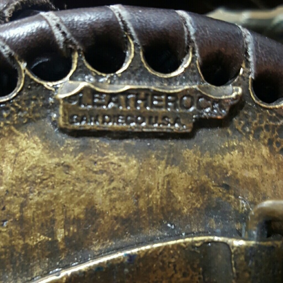 🤠🤠LEATHERROCK Chocolate Embroidered Belt - Picture 3 of 5